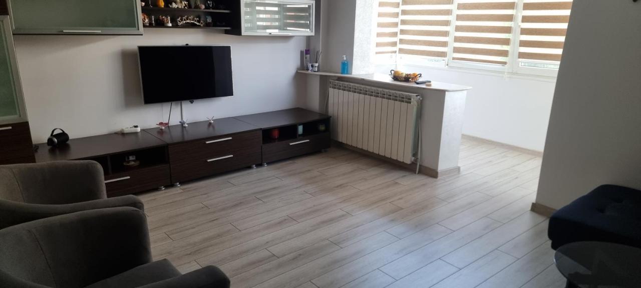 Ilona Apartament 3 Camere Ramnicu Valcea Luaran gambar