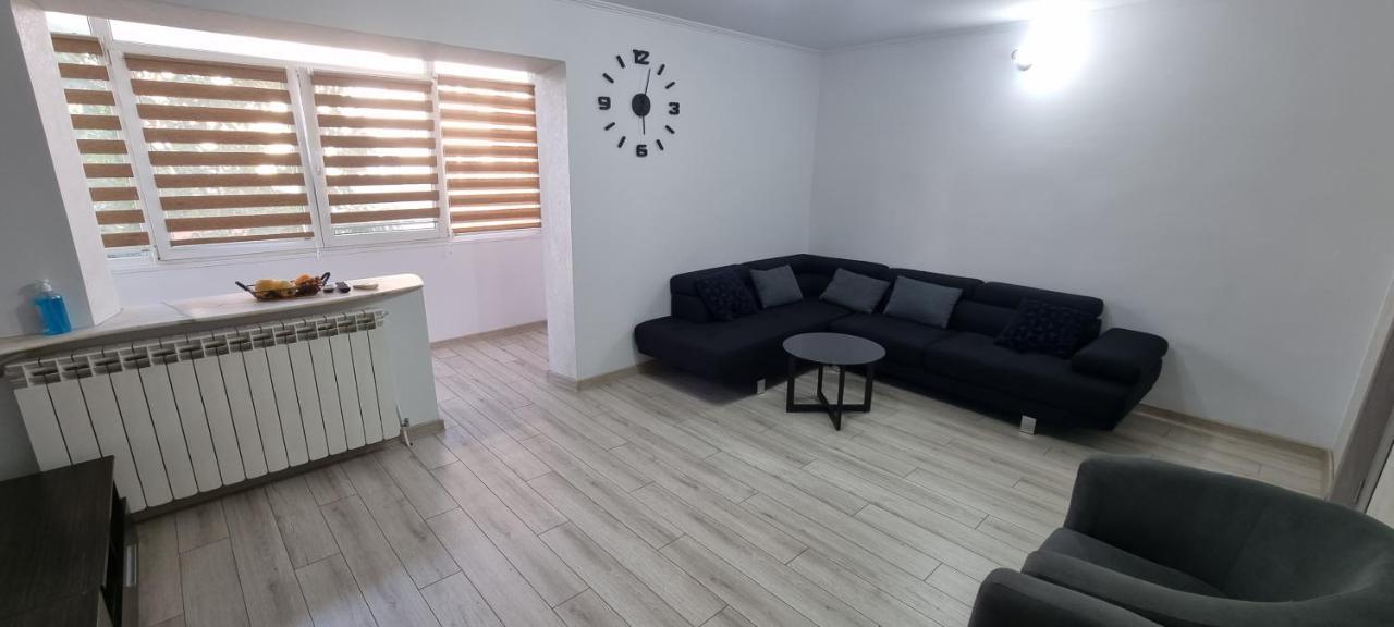 Ilona Apartament 3 Camere Ramnicu Valcea Luaran gambar
