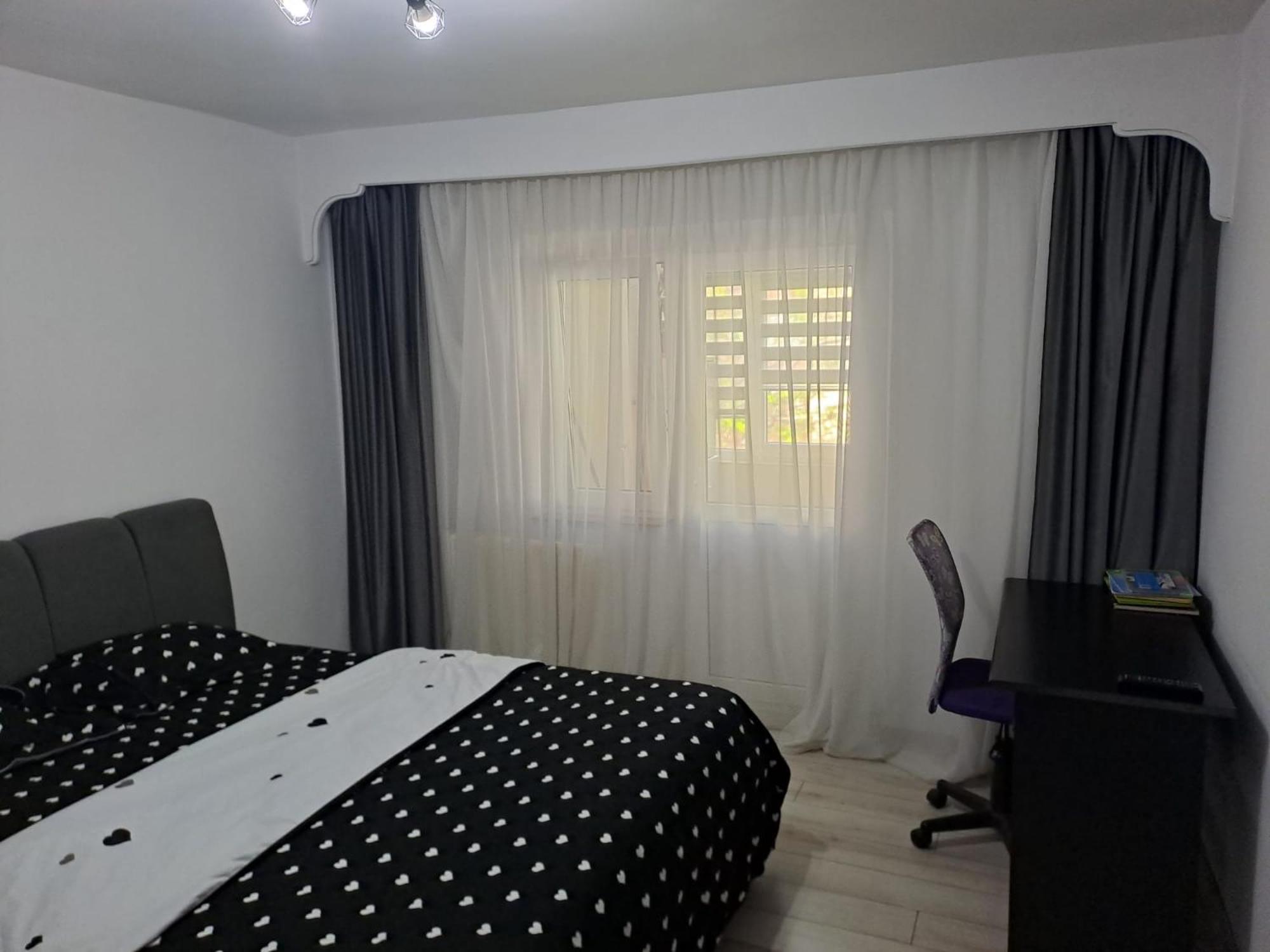Ilona Apartament 3 Camere Ramnicu Valcea Luaran gambar
